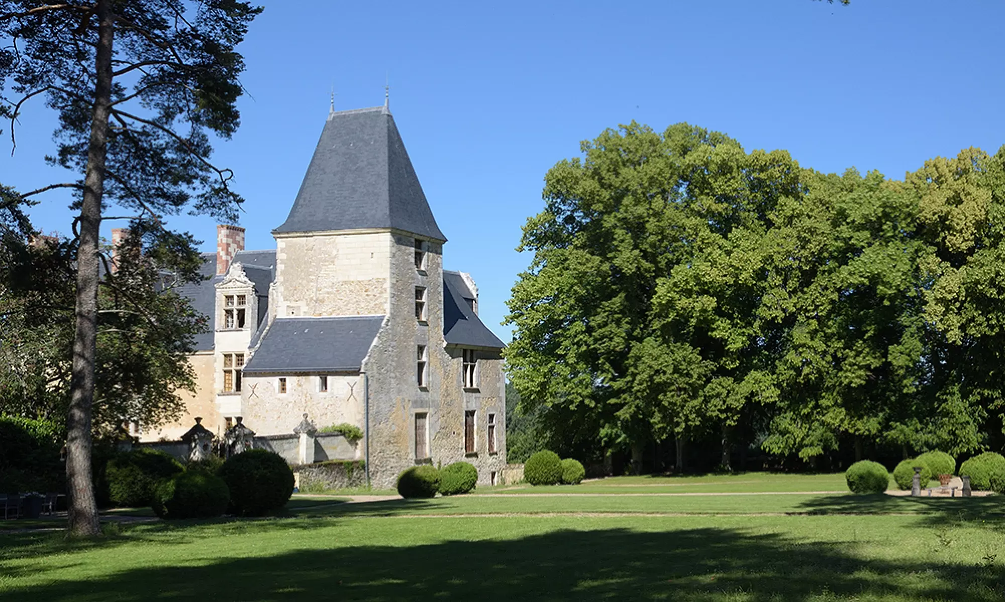 Majestic Loire Valley